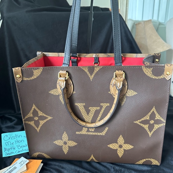 Sold on FB. On-The-Go MM Reverse Monogram - will trade for GM size! - Picture 2 of 16